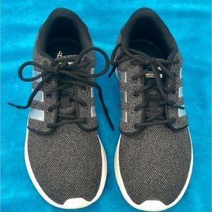 Adidas Cloudfoam Tennis Shoes sz 6